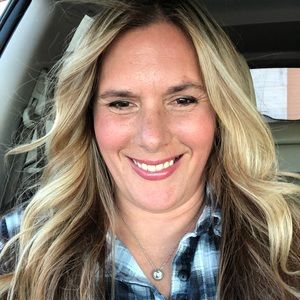 Meet your Posher, Julie